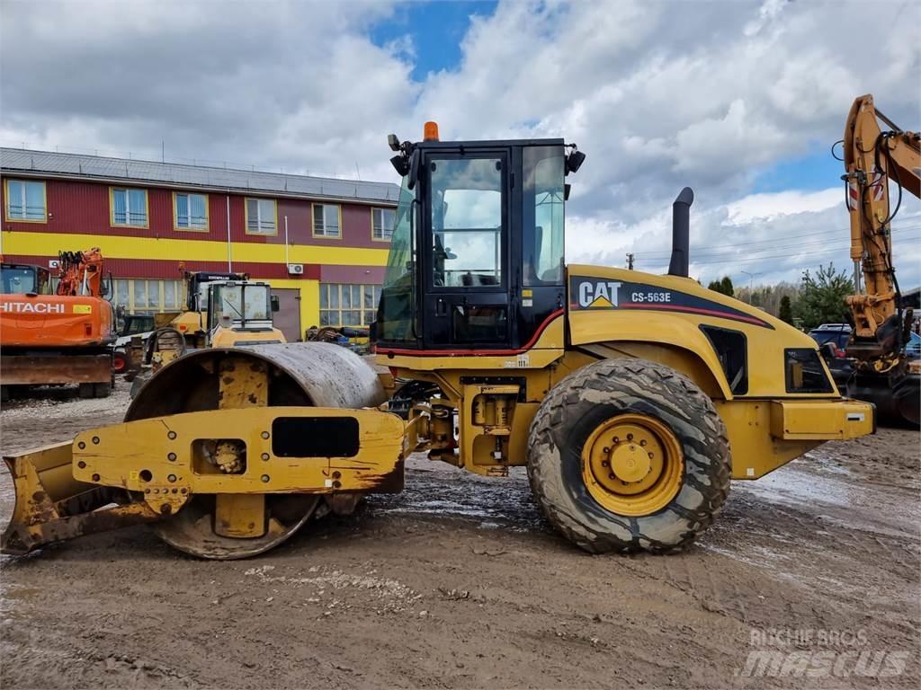 CAT CS 563E Single drum rollers