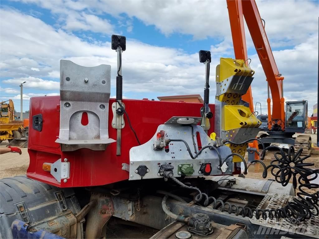 Kita STU KMD5 Low loader-semi-trailers