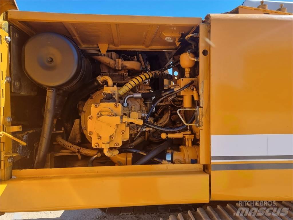 Liebherr R922 HDSL Crawler excavators