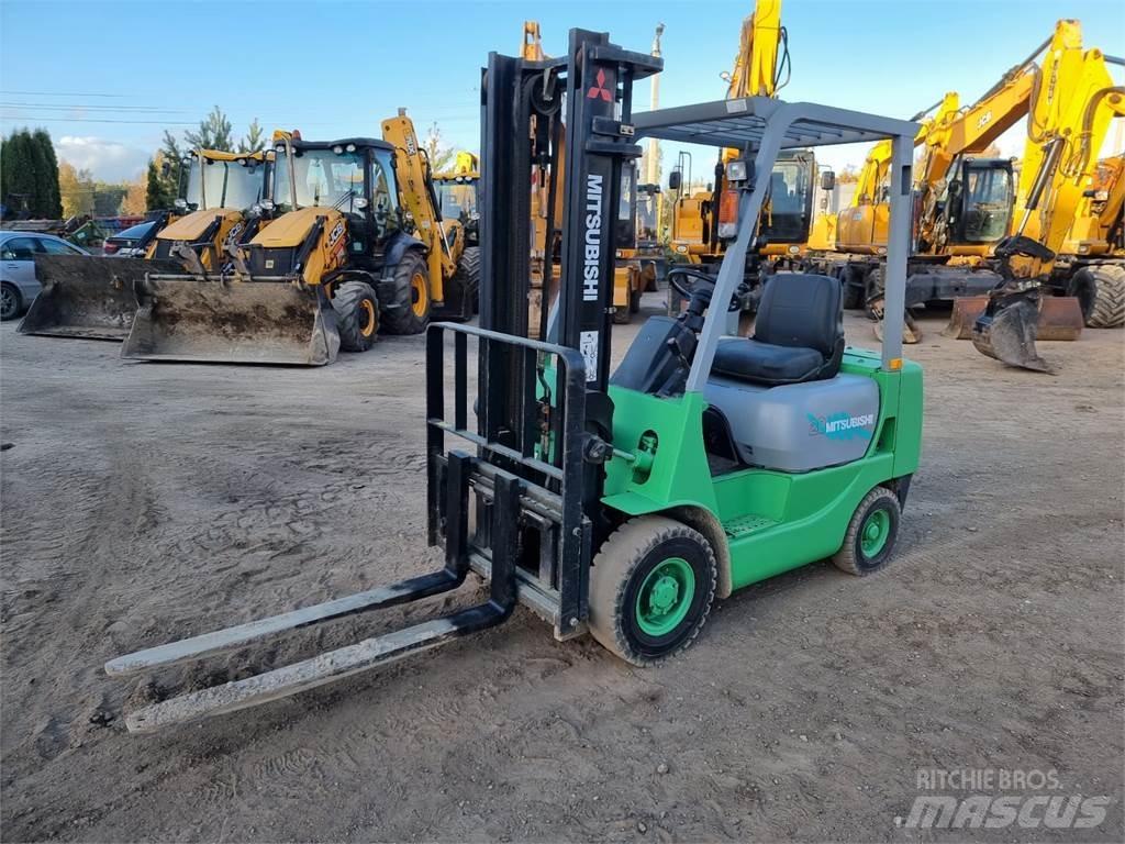 Mitsubishi FG18CAP Diesel trucks