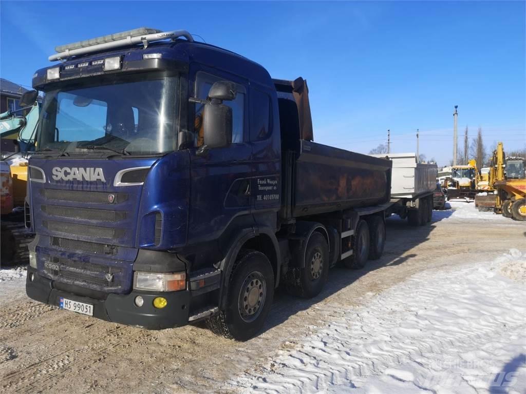 Scania R560 8x4 Skip bin truck