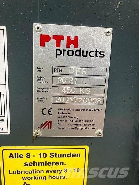 PTH 900 Farm machinery