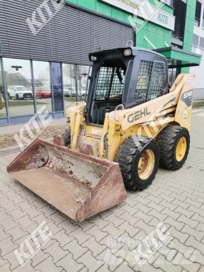 Gehl 5240 Front loaders and diggers