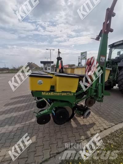 John Deere 1750 Combination drills