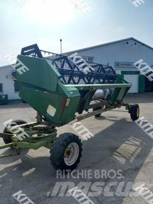 John Deere 2256 2WD Combine harvesters