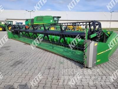 John Deere 630R Combine harvester heads