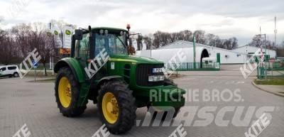 John Deere 6830 Tractors
