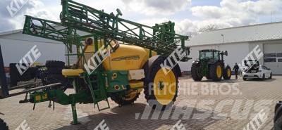 John Deere 732i/21 Trailed sprayers