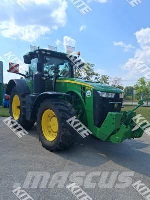 John Deere 8370R Tractors