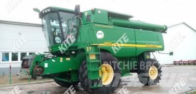 John Deere 9880i STS Combine harvesters