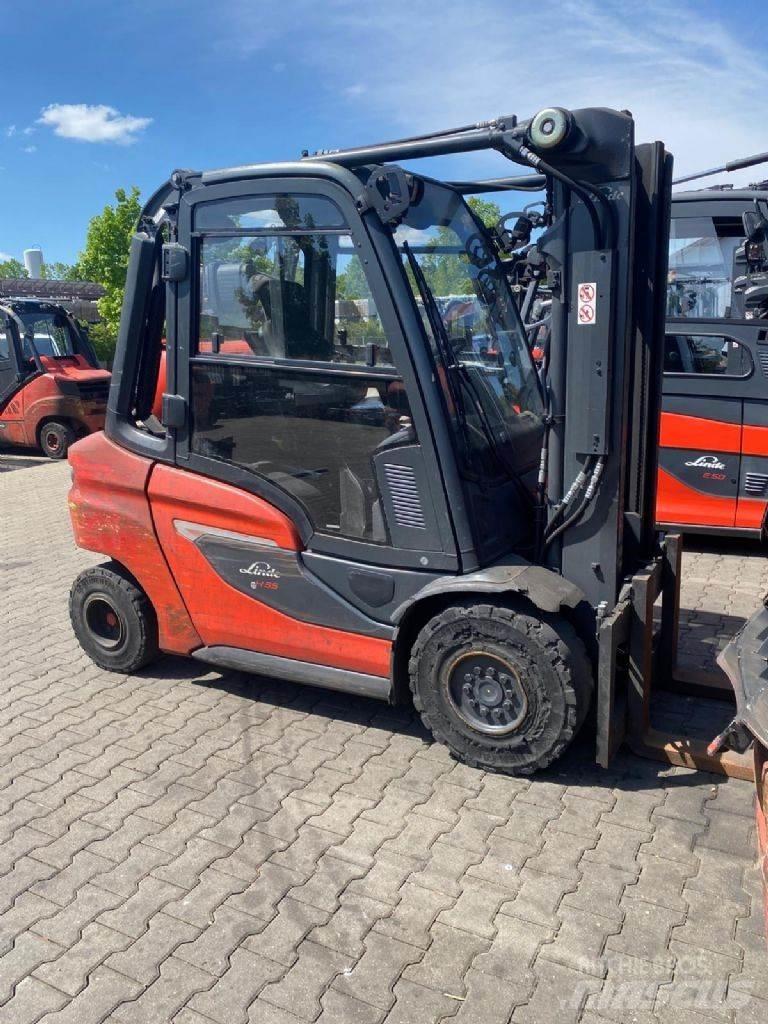 Linde H 35 T-01 LPG trucks