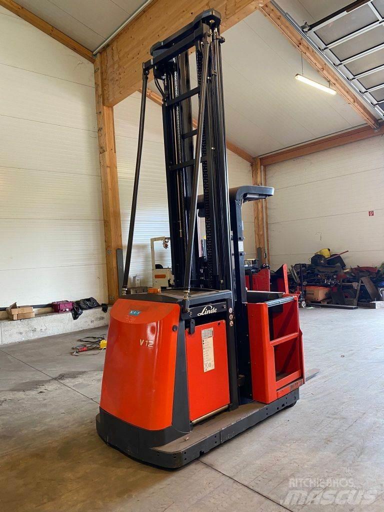 Linde V 12-02 High lift order picker