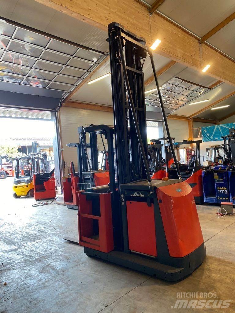 Linde V 12-02 High lift order picker