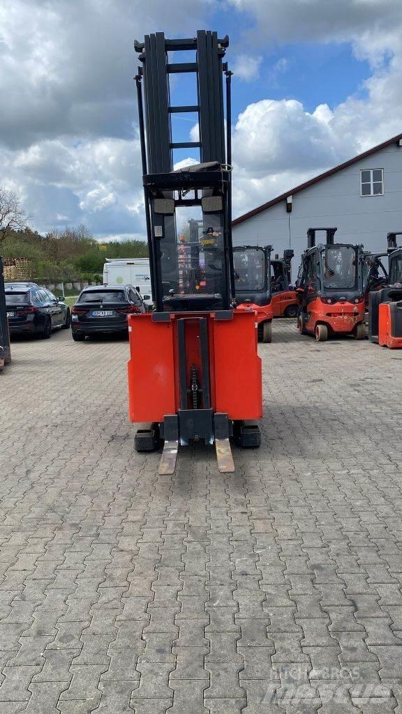 Linde V 12-02 High lift order picker