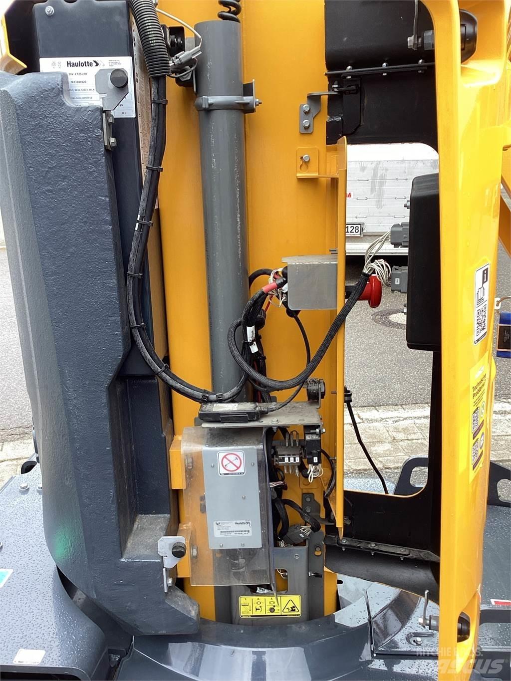 Haulotte Star10 Used Personnel lifts and access elevators