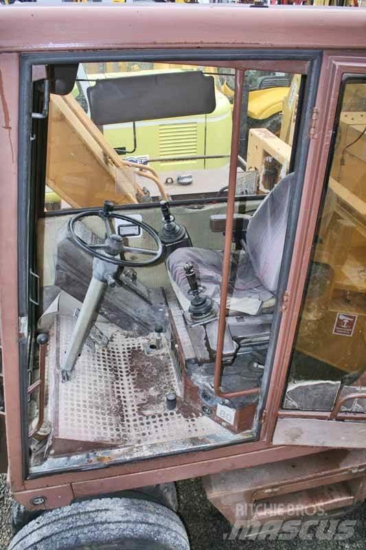 Case Poclain 80P Wheeled excavators