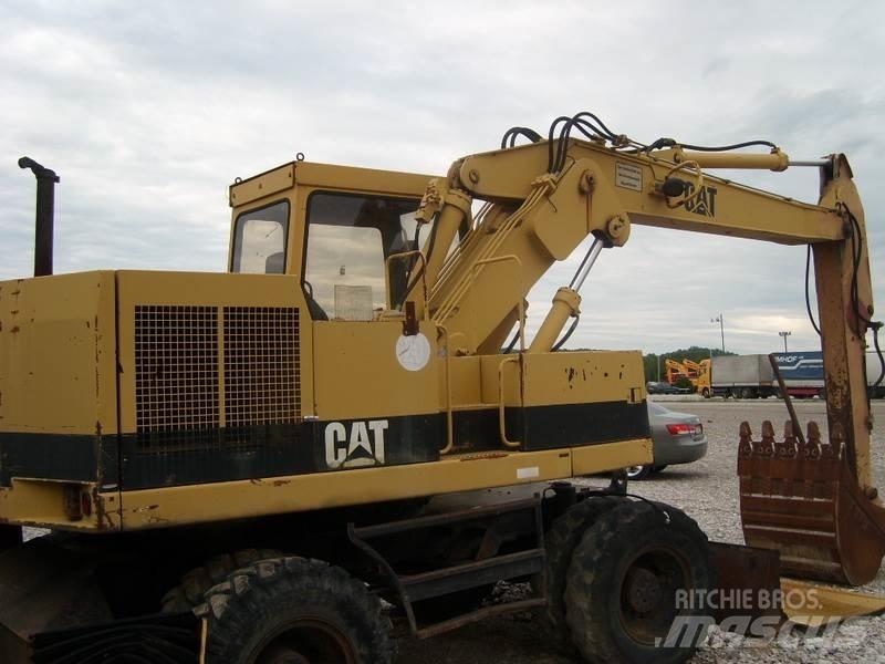 CAT 206 BFT Wheeled excavators