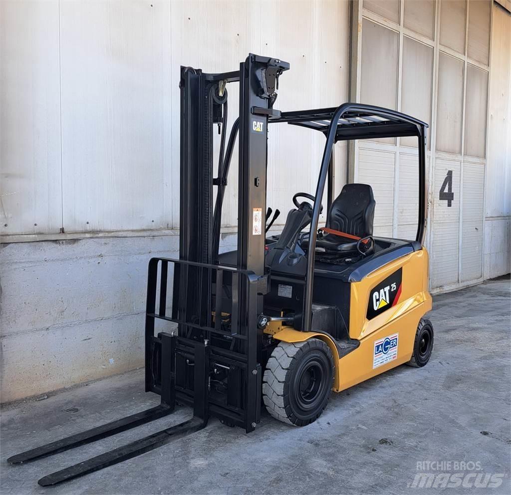 CAT EP25N Electric forklift trucks