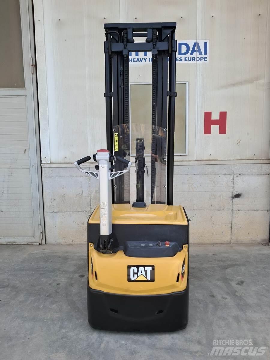 CAT NSP16N2 Low lifter