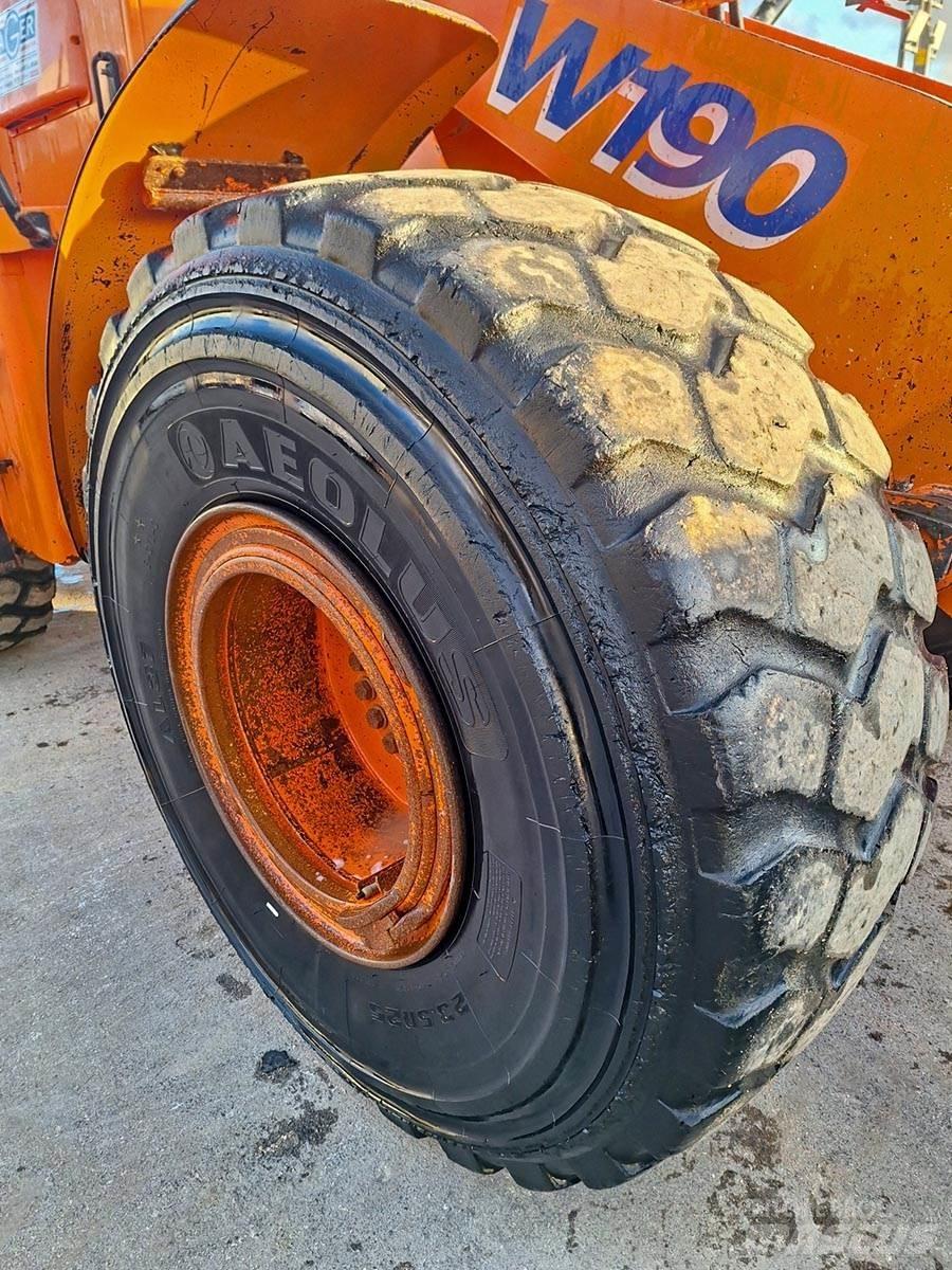 Fiat-Kobelco W190 Wheel loaders