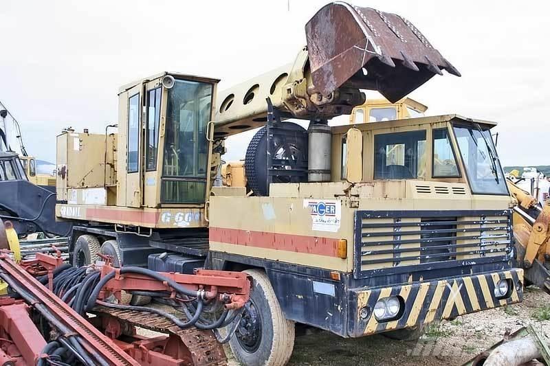Gradall G660A Wheeled excavators