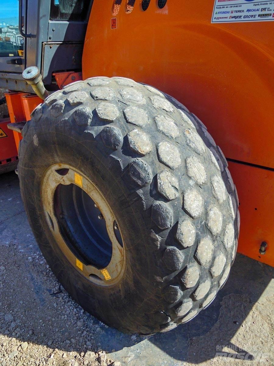 Hamm 3411 Twin drum rollers