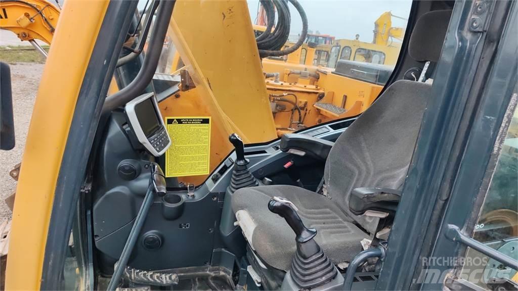 Hyundai HX145LCR Crawler excavators