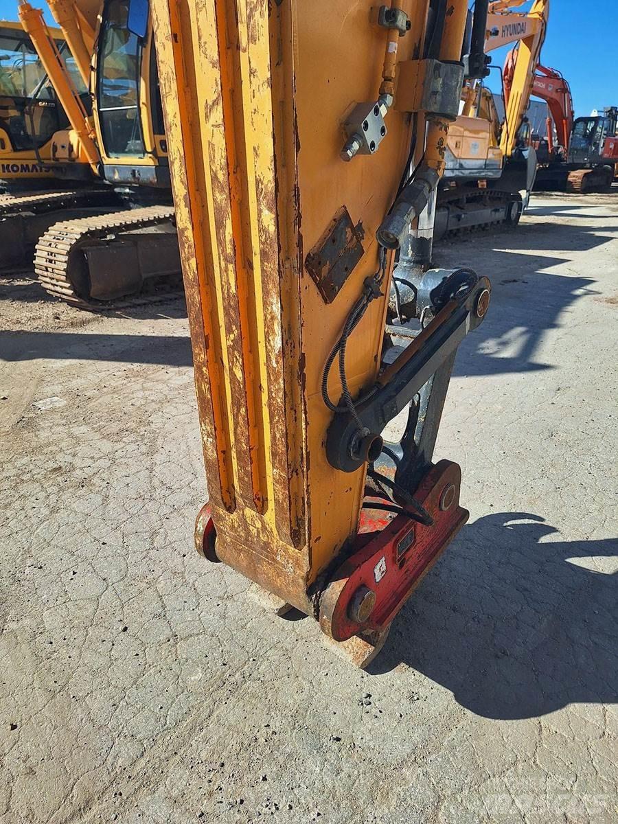 Hyundai HX300NL Crawler excavators