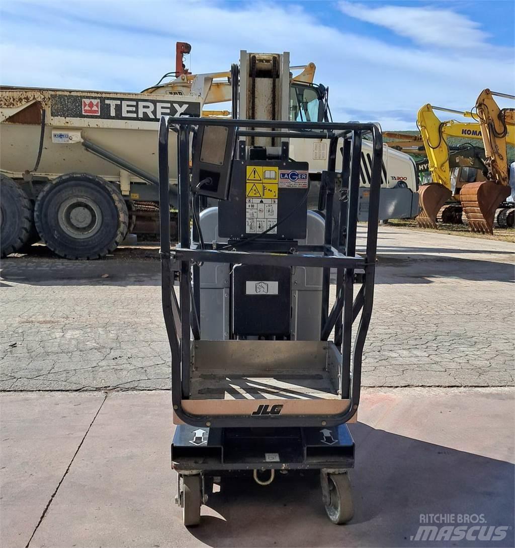 JLG 20MVL Articulated boom lifts