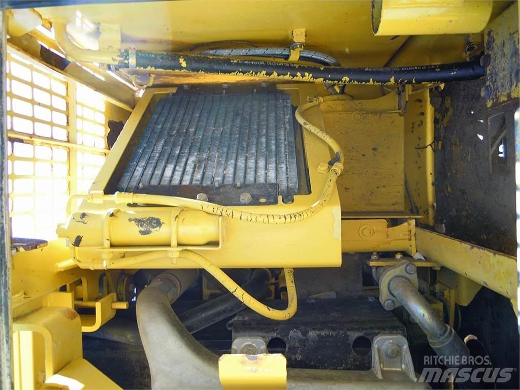 Komatsu PC340NLC-6K Crawler excavators