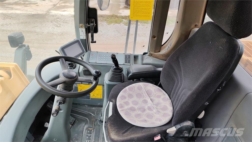 Liebherr L576 Wheel loaders