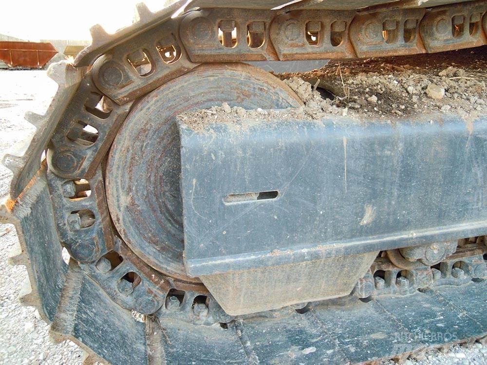 New Holland E215 Crawler excavators