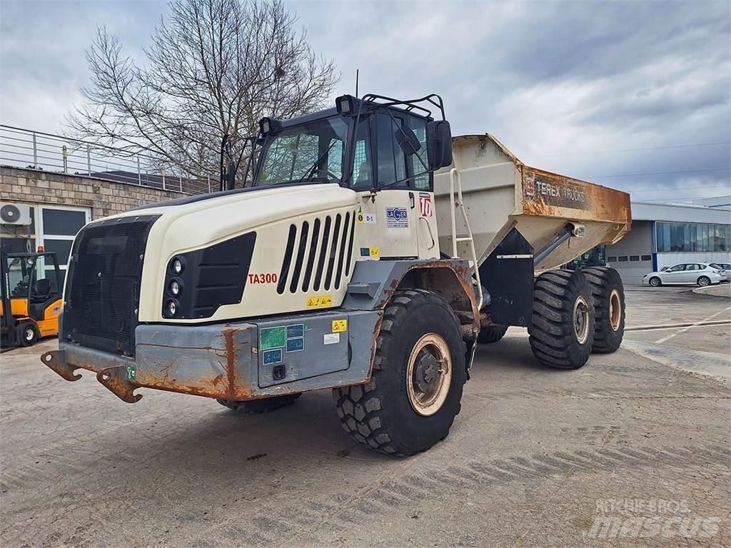 Terex TA300 Articulated Haulers