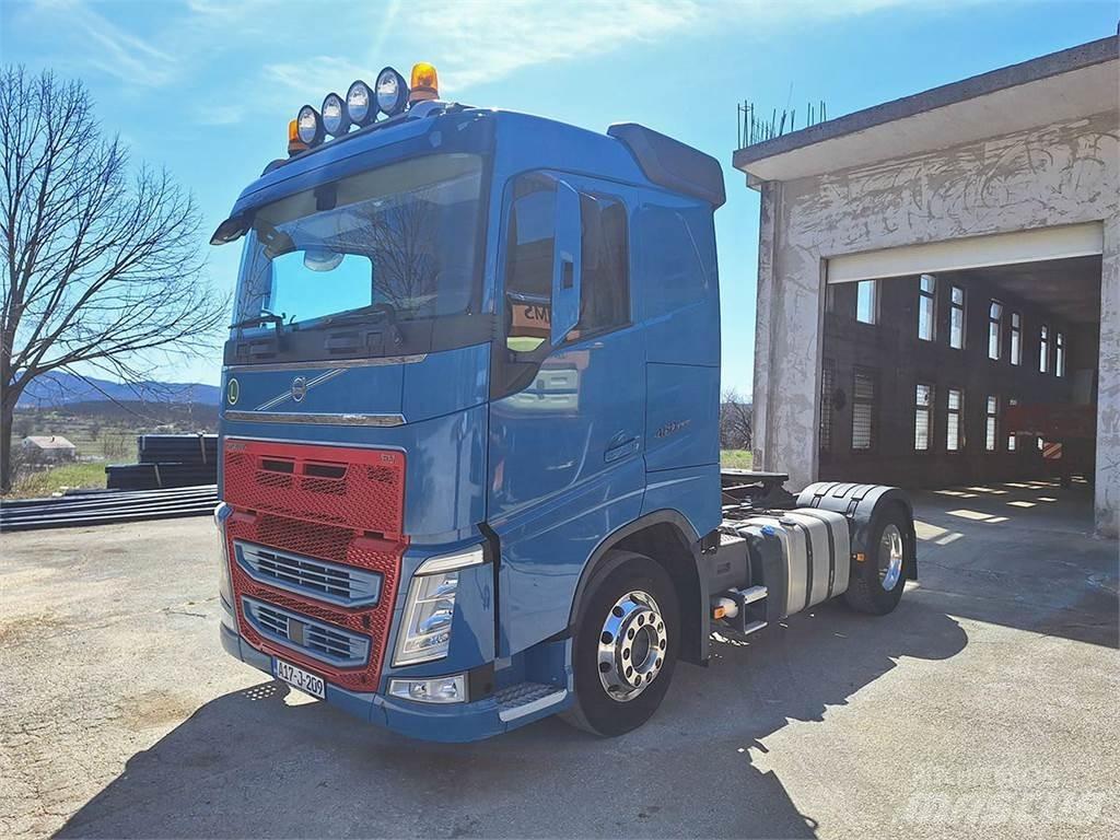 Volvo 460 Tipper trucks