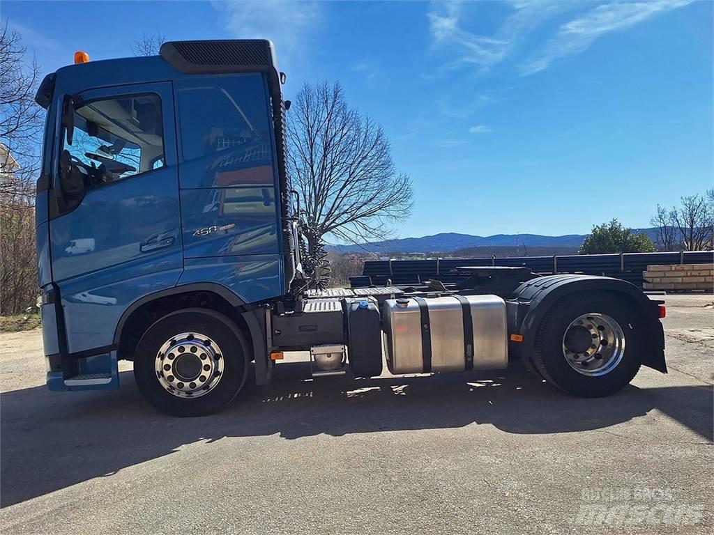 Volvo 460 Tipper trucks