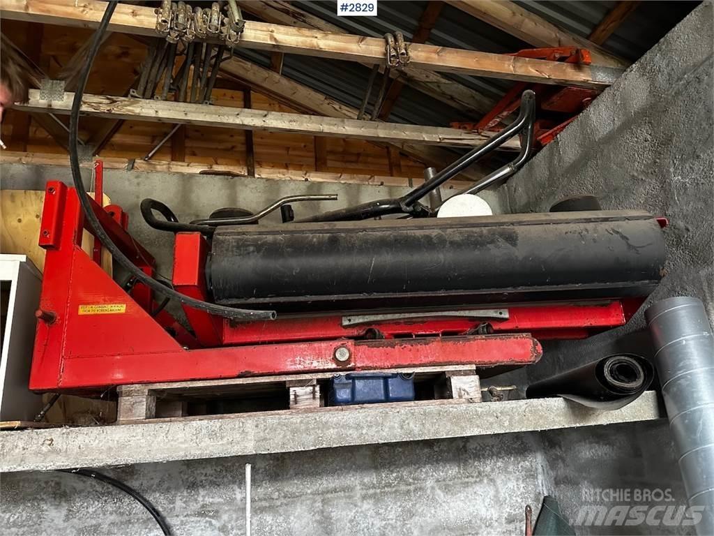 Agro 1600 Other forage harvesting equipment