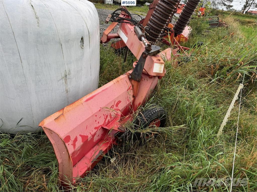 Igland RB 2870 Snow blades and plows