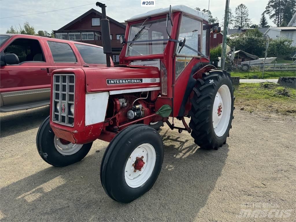 International 444 Tractors