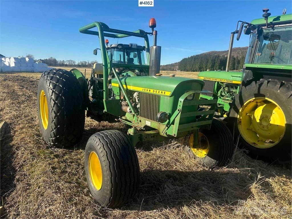 John Deere 1020 Tractors