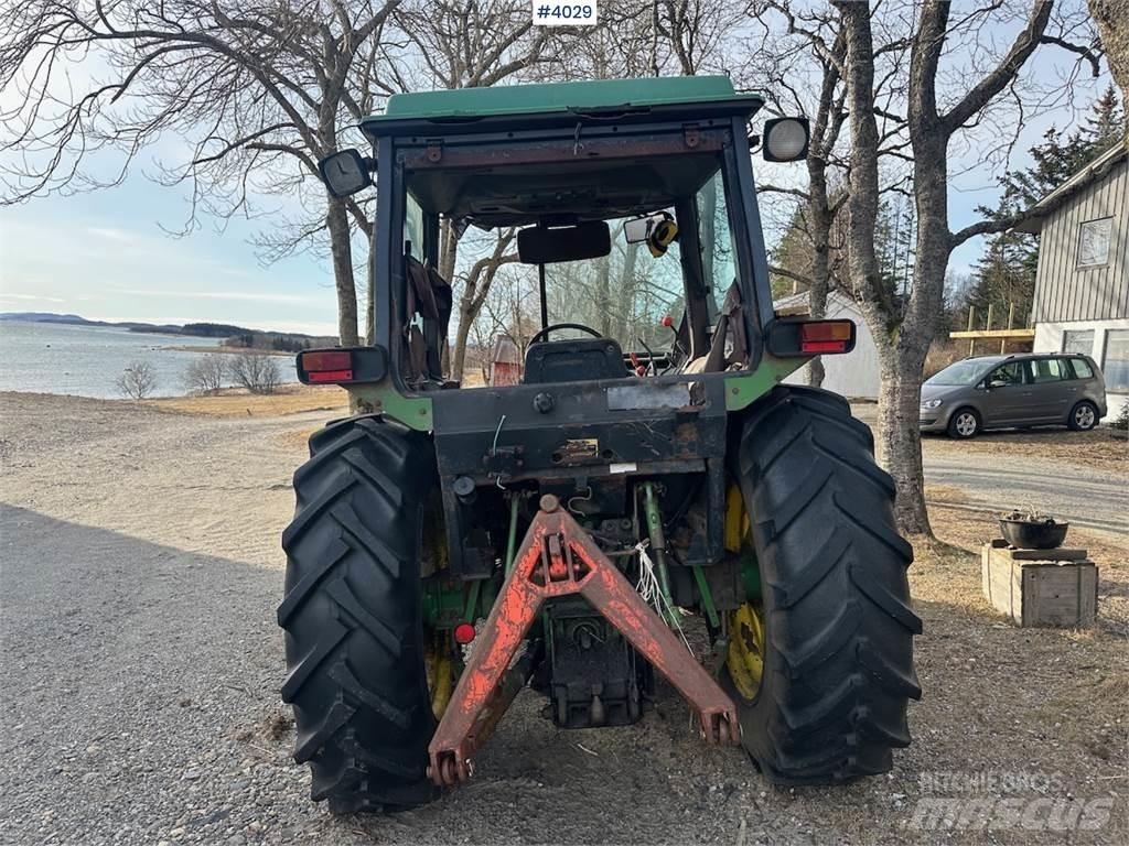 John Deere 2650 Tractors