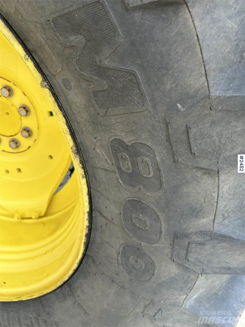 John Deere 5125R Tractors