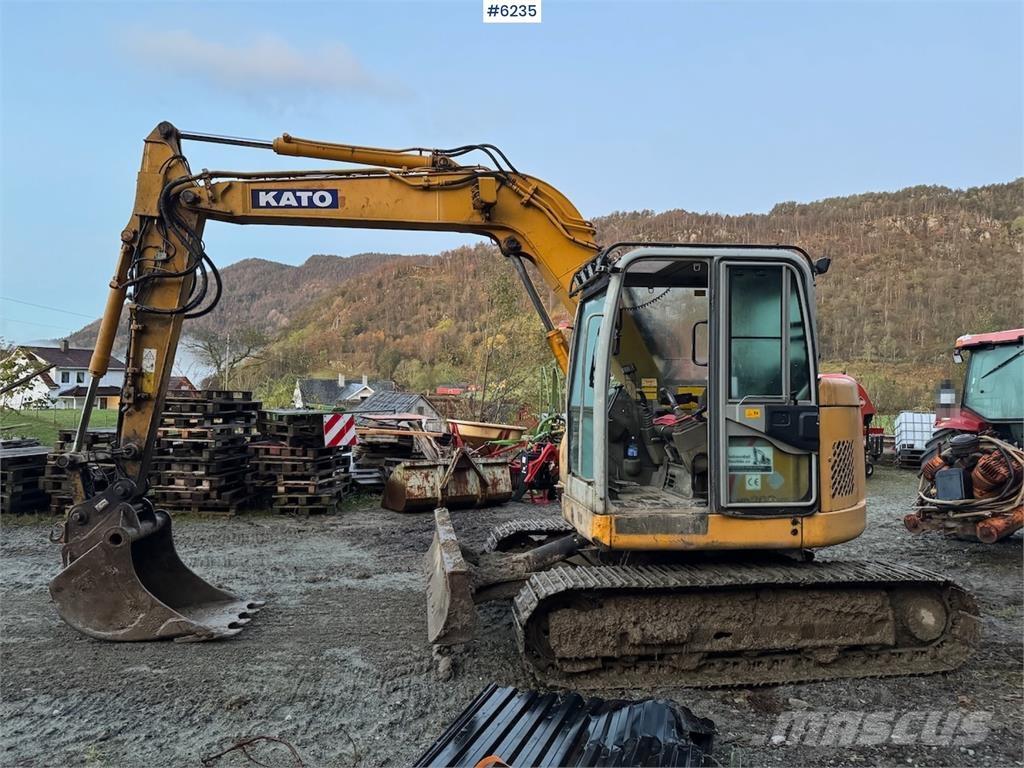 Kato HD 308 US Crawler excavators