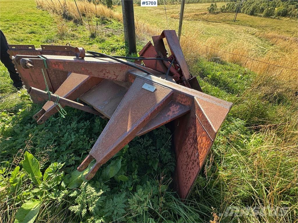 Orkel Snøfreser Snow blades and plows