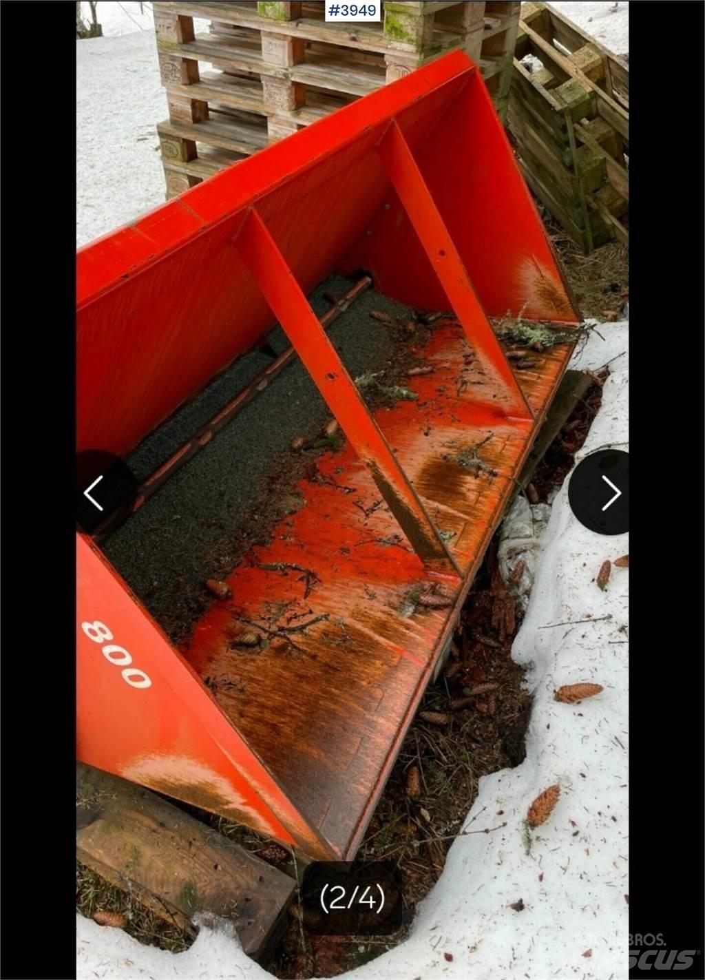 Sisu 800 Other road and snow machines