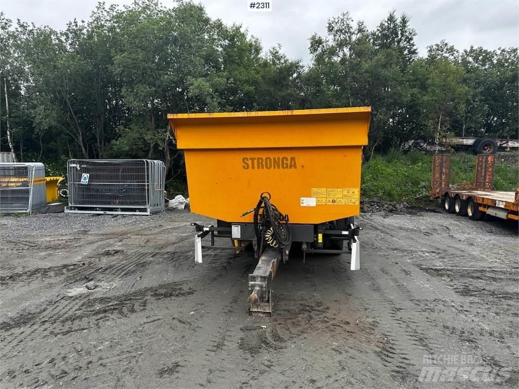 Stronga DL1200 Grain / Silage Trailers