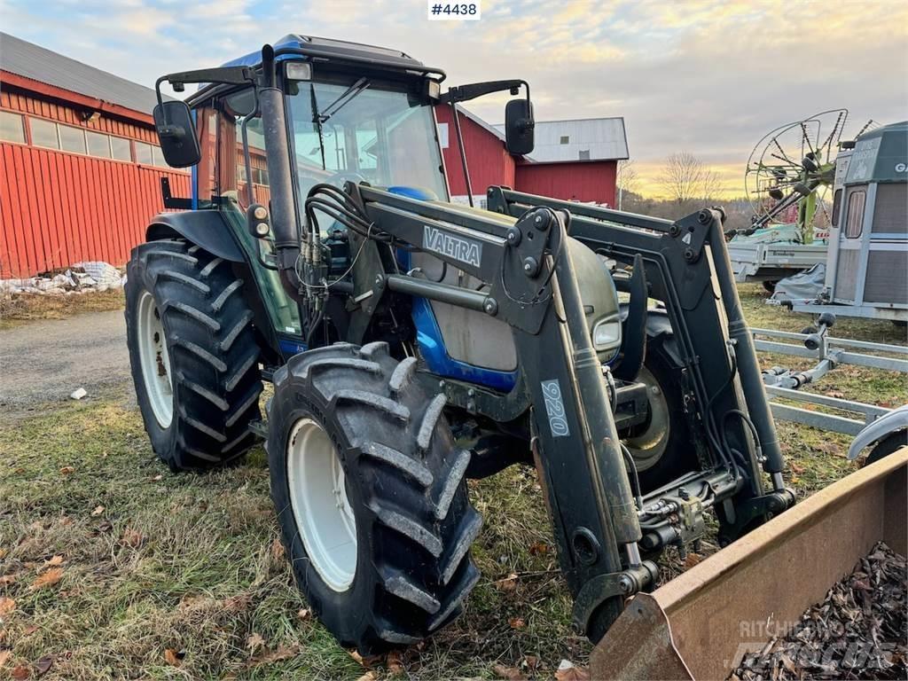 Valtra A75-4 Tractors