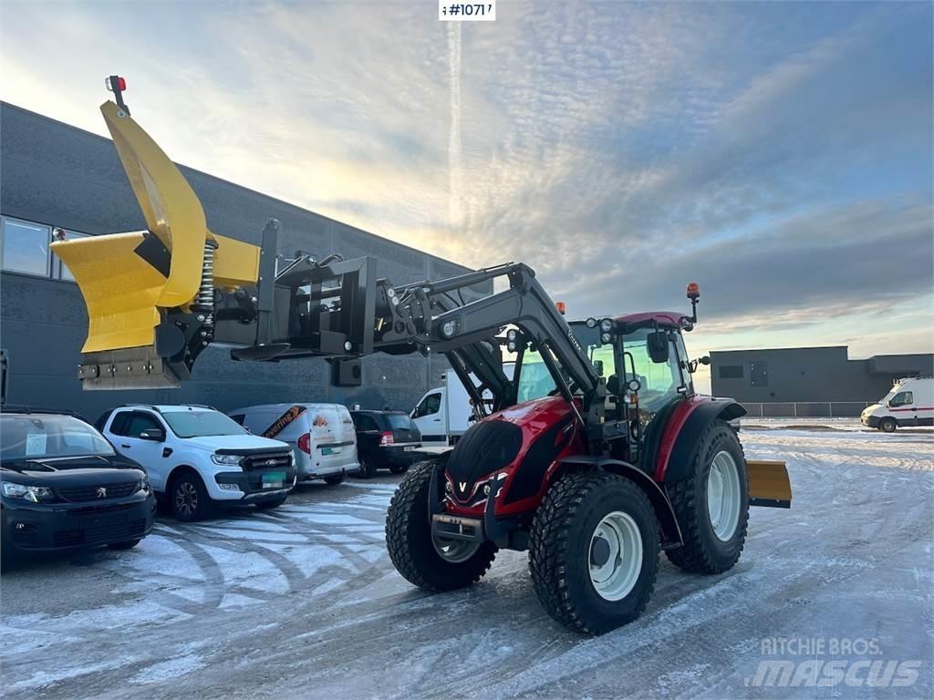 Valtra A95 4x4 Tractors