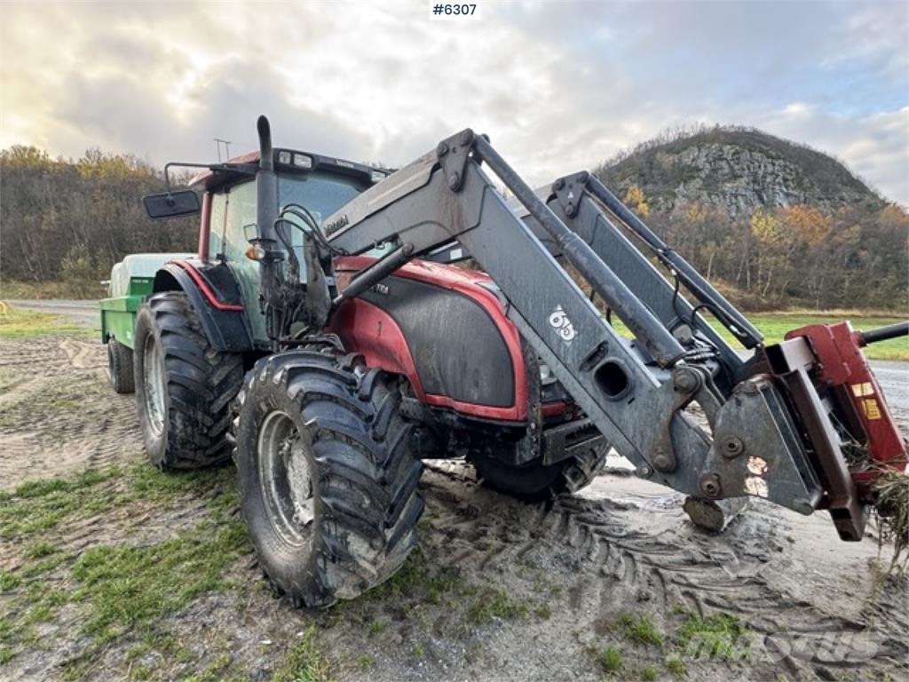 Valtra T190 Tractors