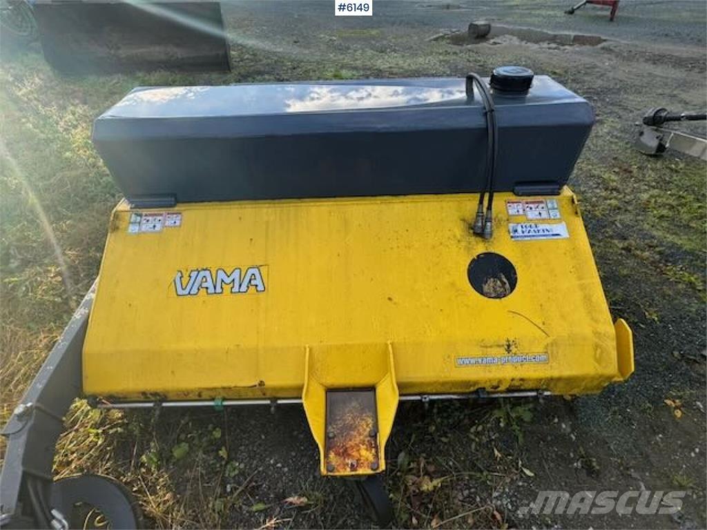 Vama Frontkost Trailed sprayers