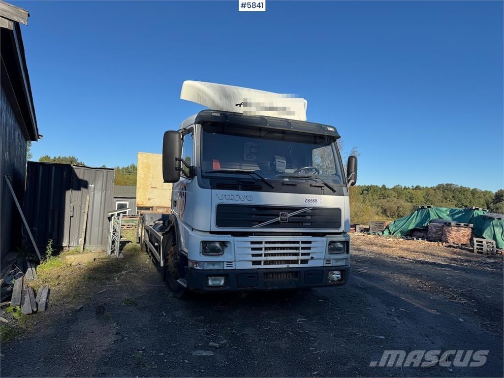 Volvo FM 6x2. Other trucks